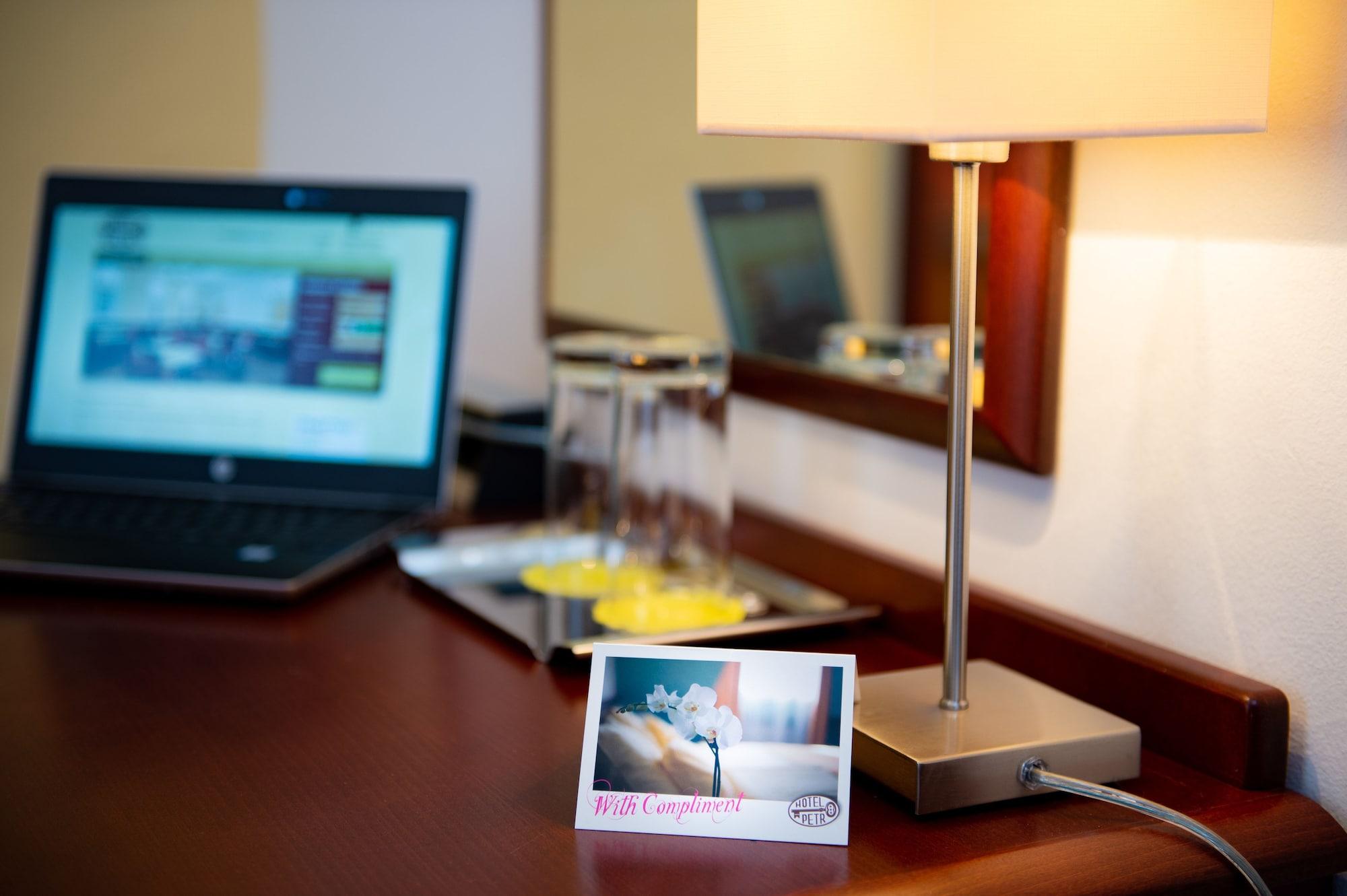Hotel Petr Prague Luaran gambar