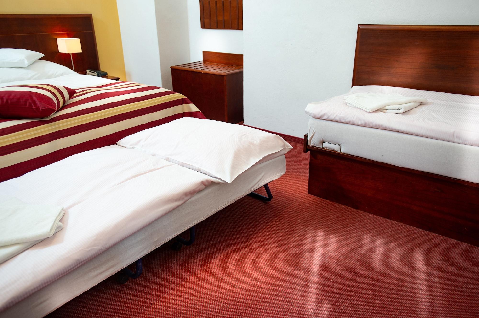 Hotel Petr Prague Luaran gambar
