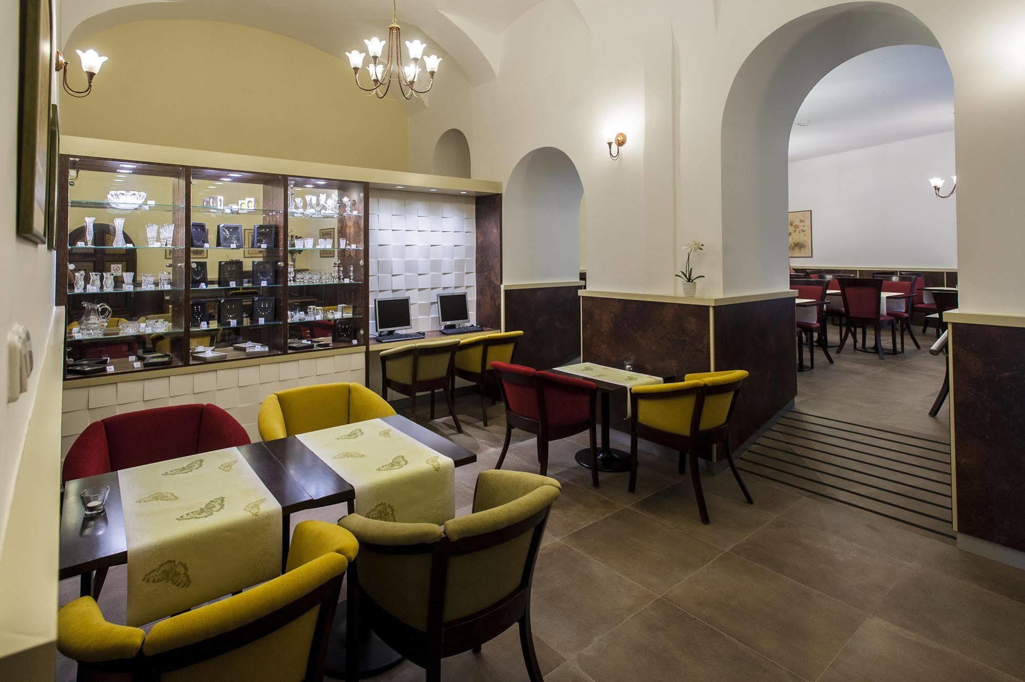 Hotel Petr Prague Luaran gambar